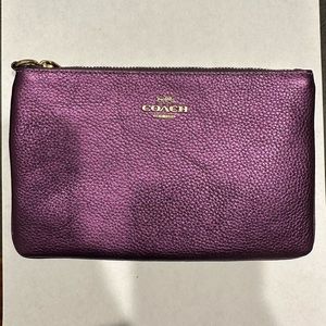 Coach zip pouch metallic purple